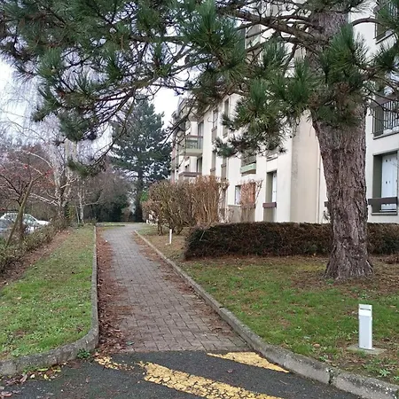 Le Cosy Apartamento Évreux